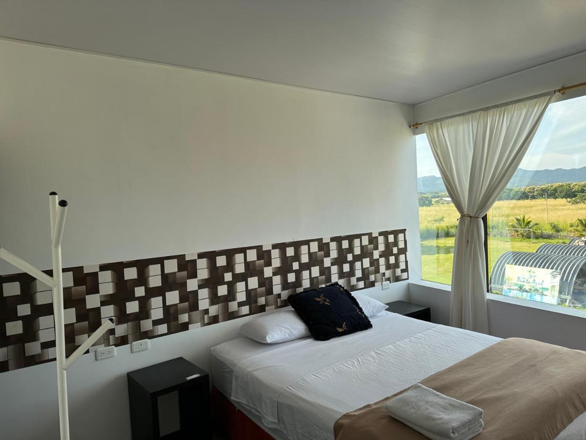 Hotel Punta Azul Педерналес Екстериор снимка