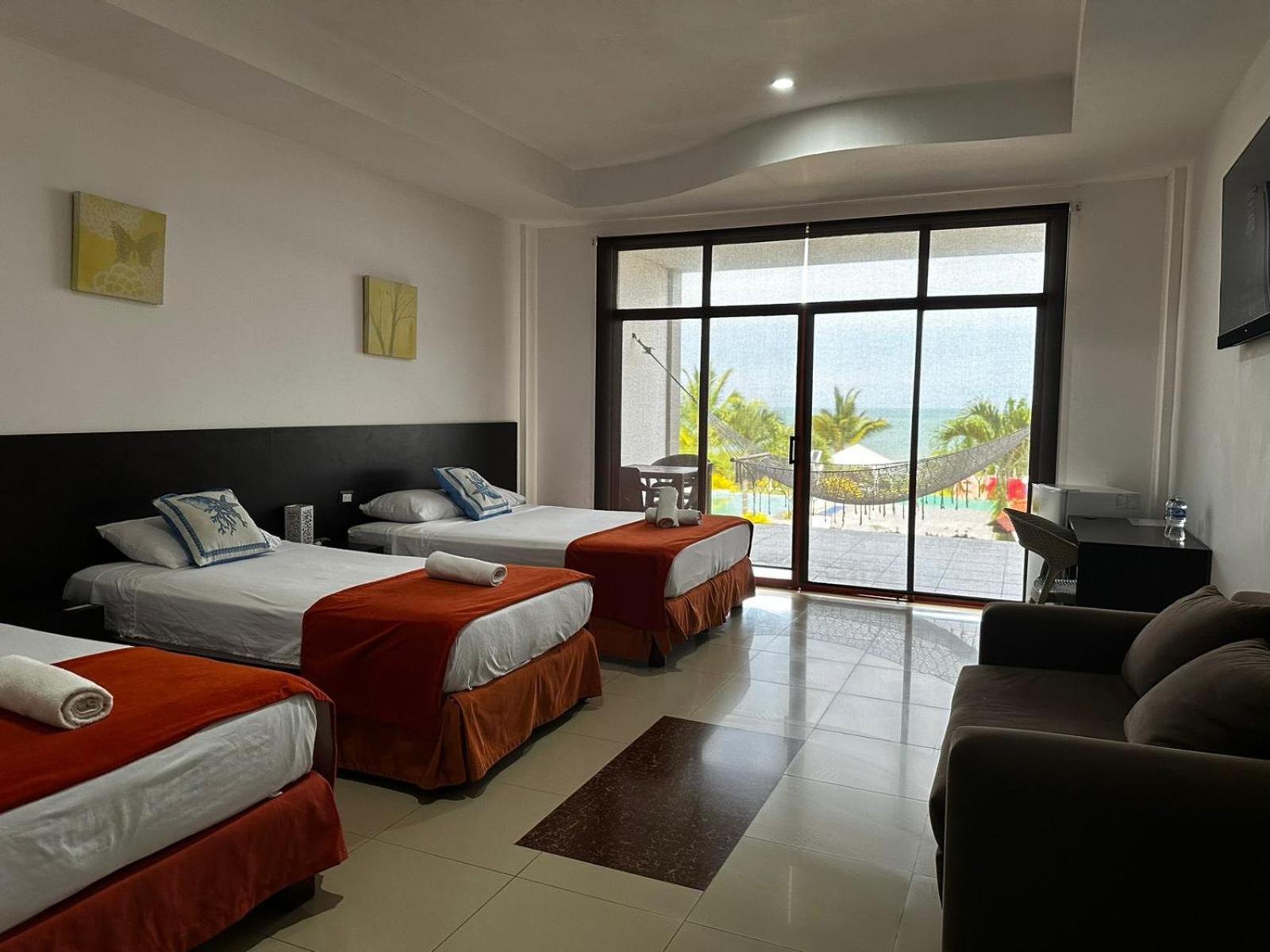 Hotel Punta Azul Педерналес Екстериор снимка
